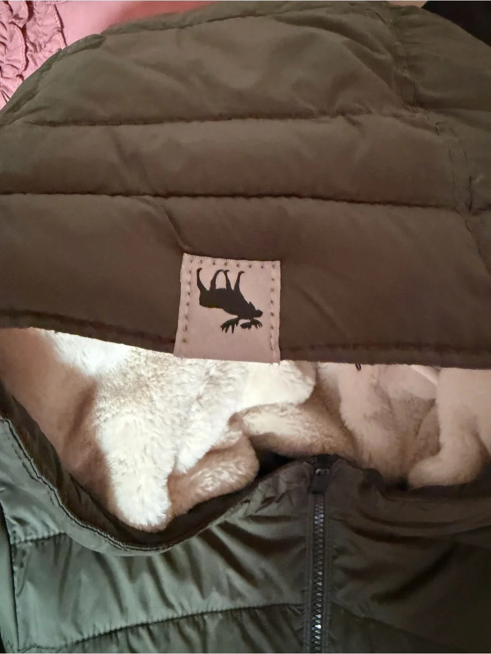 abercrombie kids Olive Green Puffer Jacket with Cream Sherpa Lining Size 15/16